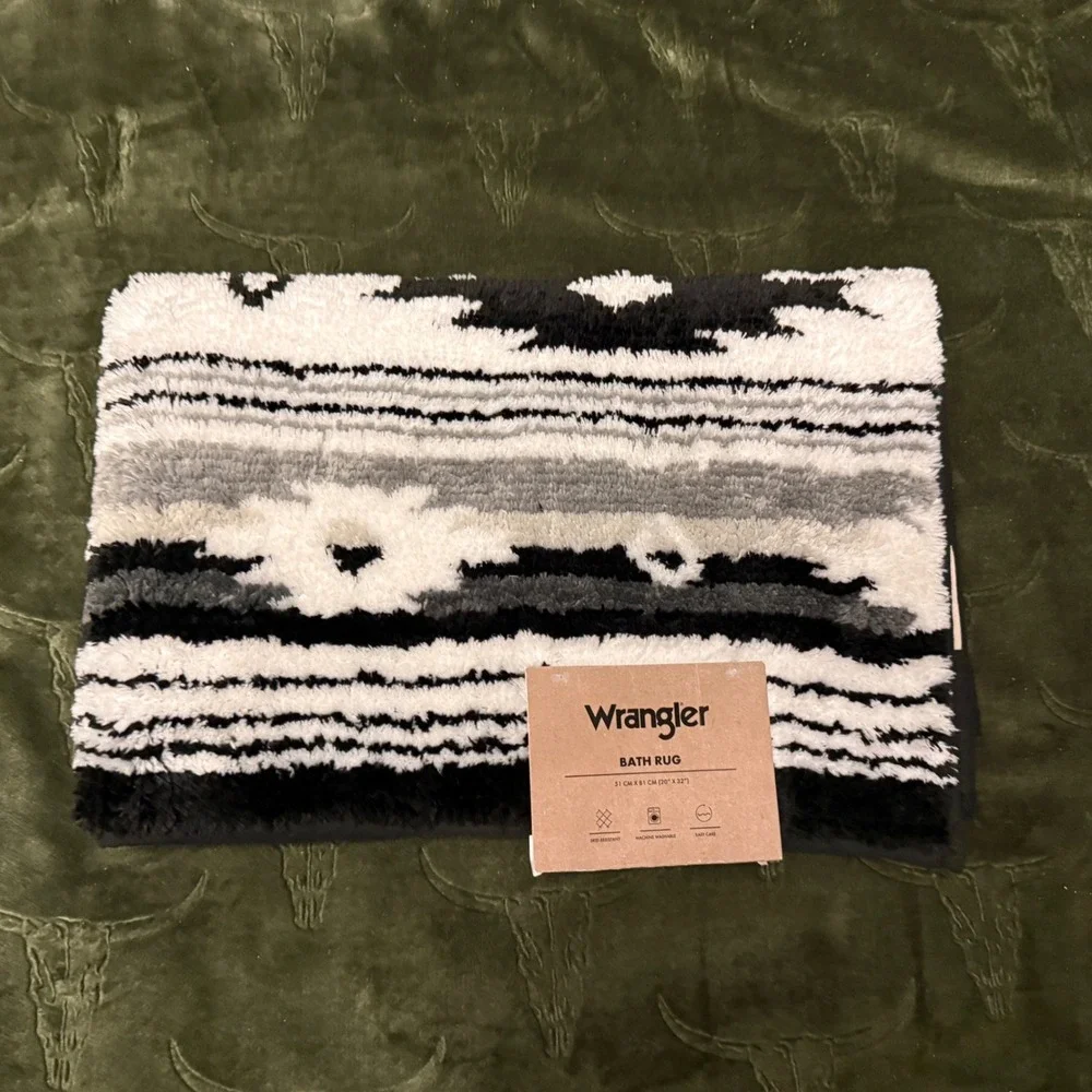 Wrangler bath rug